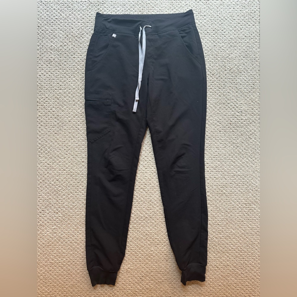 Figs Black Standard Waist Scrub Pants